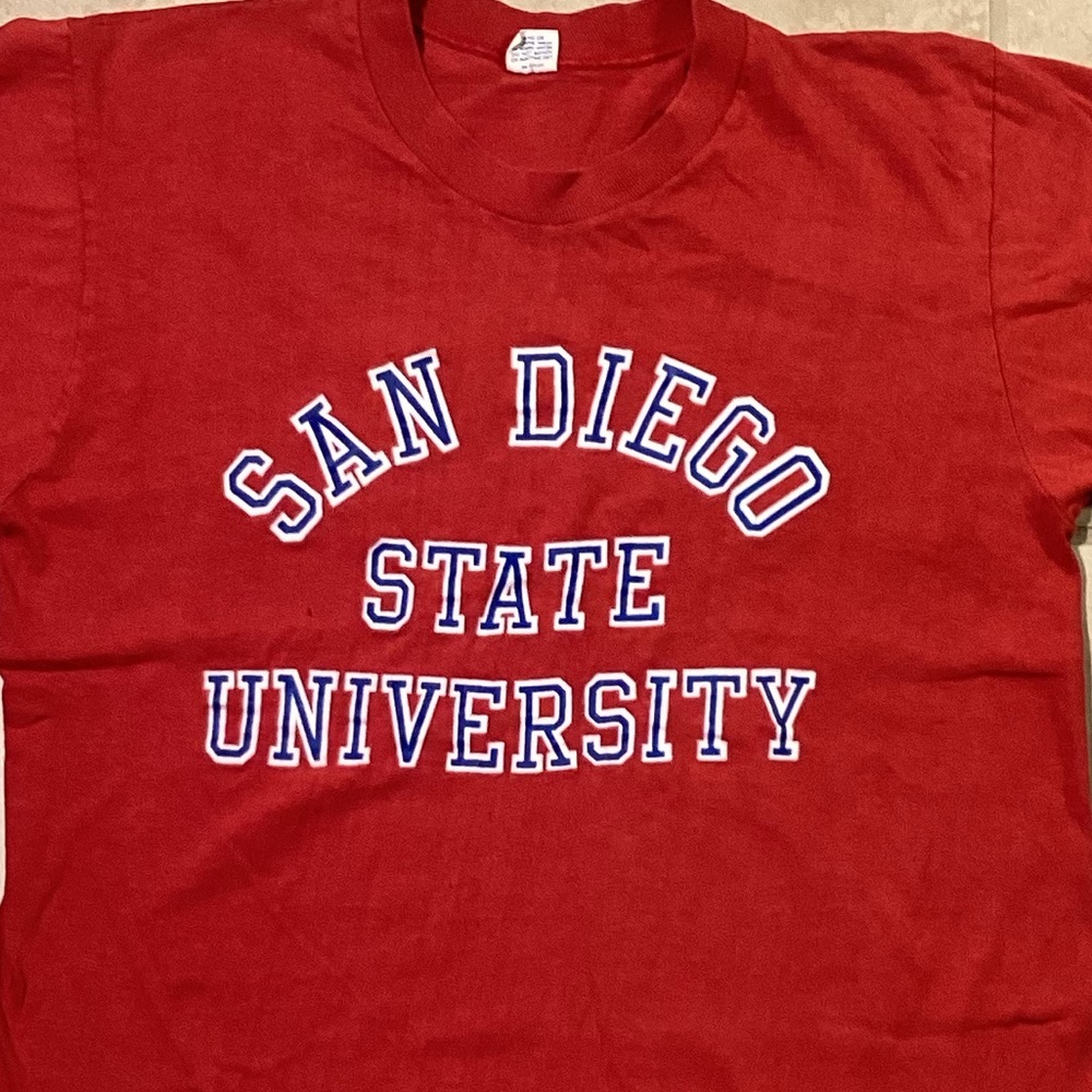 Vintage Artex Red SDSU Crew Neck Short Sleeve Cotton Tee Size…